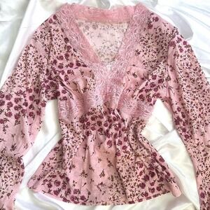 Pink Floral Lace Trim V-Neck Long Sleeve Empire Waist Top Bohemian Ditsy Print